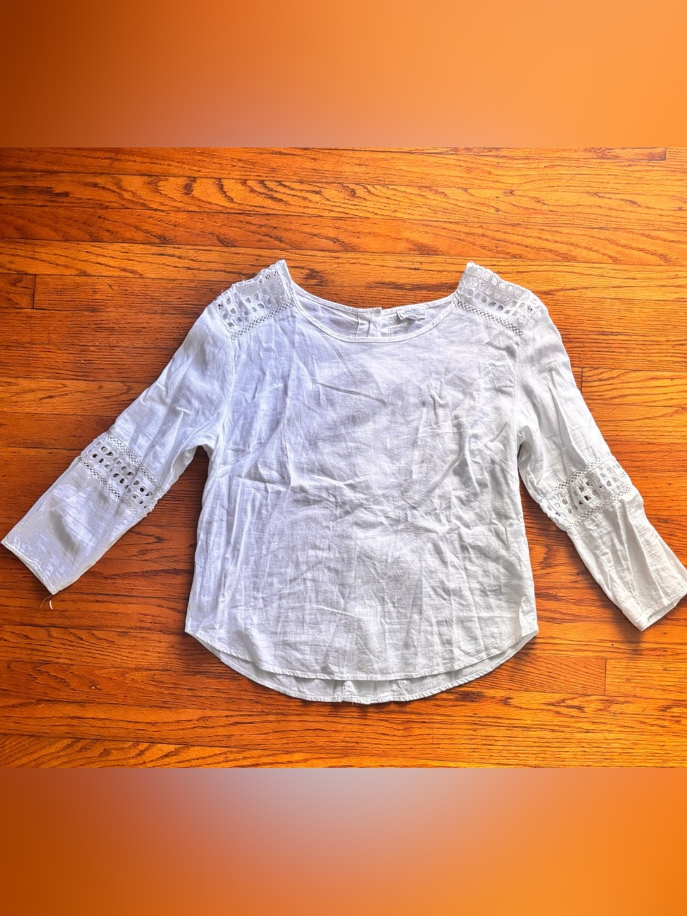 White Eyelet Sleeve Linen Top